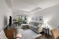115 828 ROYAL AVENUE - thumbnail 3