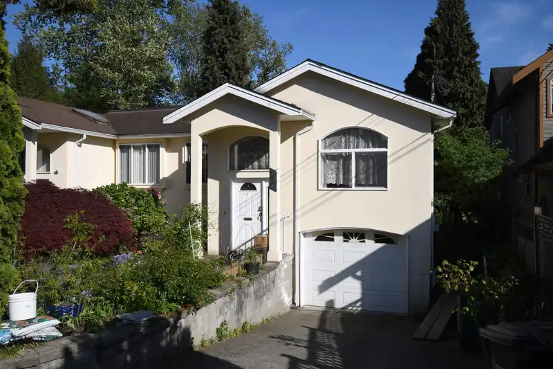 7546 12TH AVENUE - photo 1 of 32