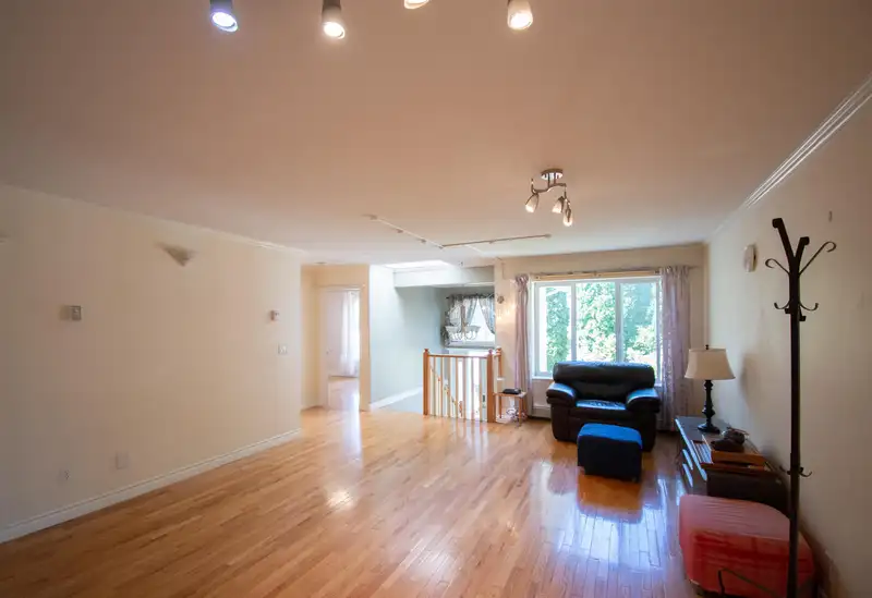 7546 12TH AVENUE - photo 4 of 32