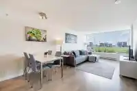 902 7575 ALDERBRIDGE WAY - thumbnail 1