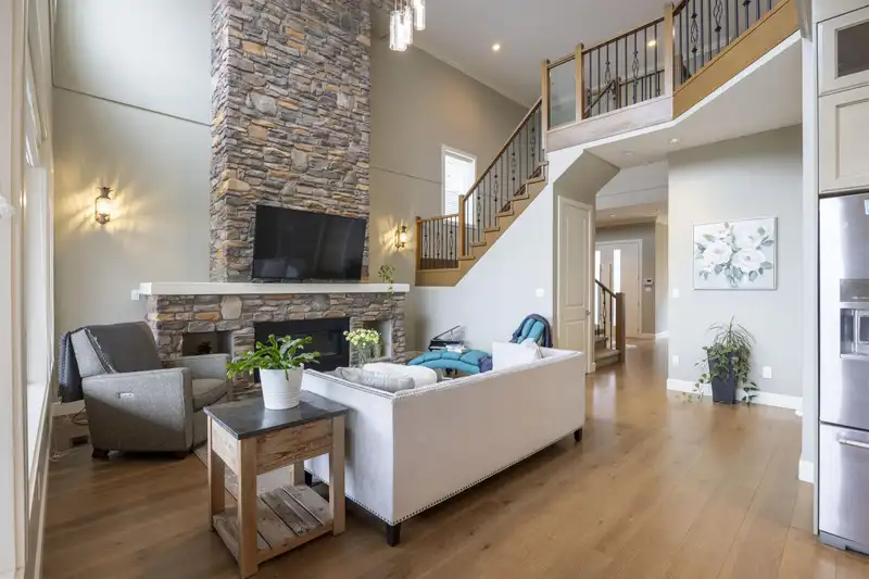 1407 STRAWLINE HILL STREET - photo 2 of 33