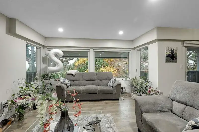 7985 MODESTO DRIVE - photo 3 of 30