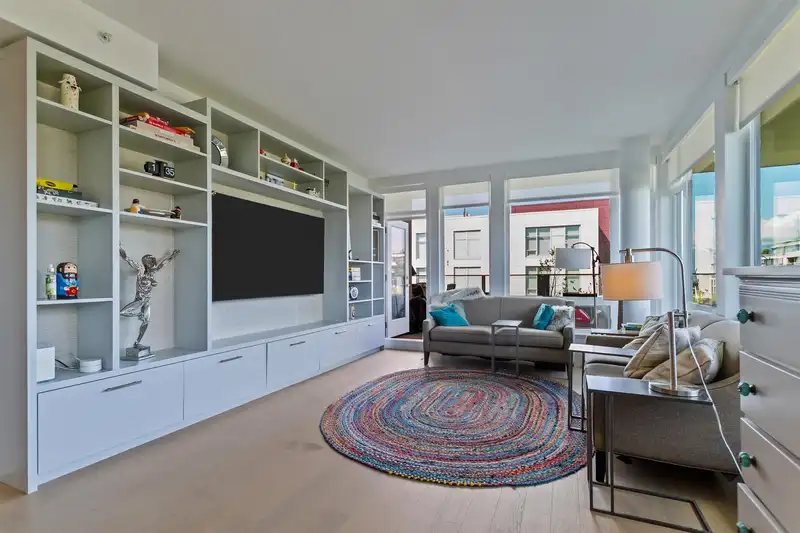 601 5115 CAMBIE STREET - photo 4 of 20