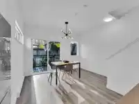 120 609 SYDNEY AVENUE - thumbnail 13