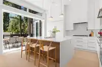 2 5061 BLENHEIM STREET - thumbnail 13
