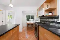 1075 GLADWIN DRIVE - thumbnail 16