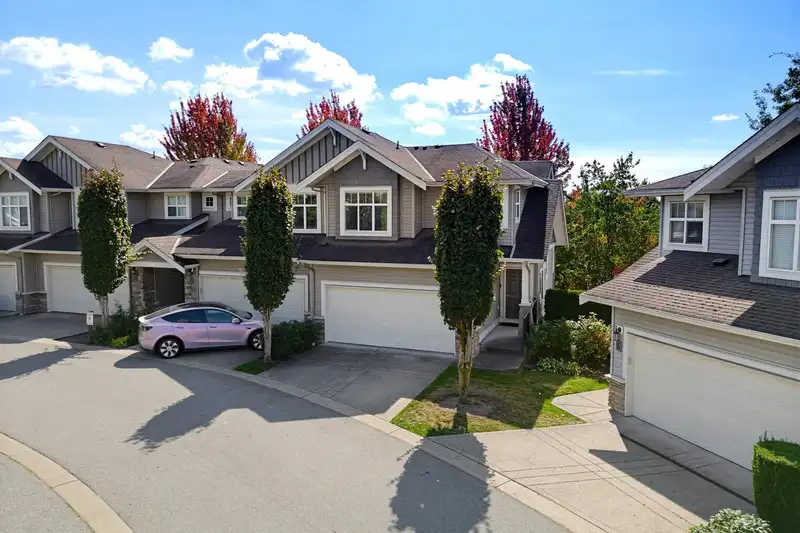 4 11282 COTTONWOOD DRIVE - photo 2 of 25