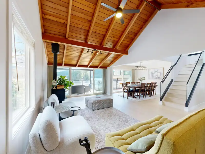 4545 STRATHCONA ROAD - photo 4 of 40