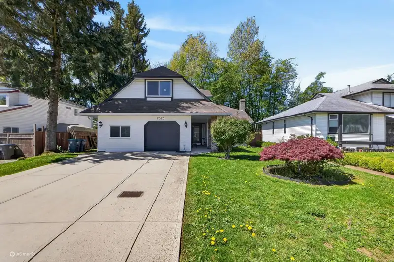 7325 123 STREET - photo 3 of 26