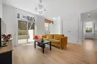 611 6085 IRMIN STREET - thumbnail 3