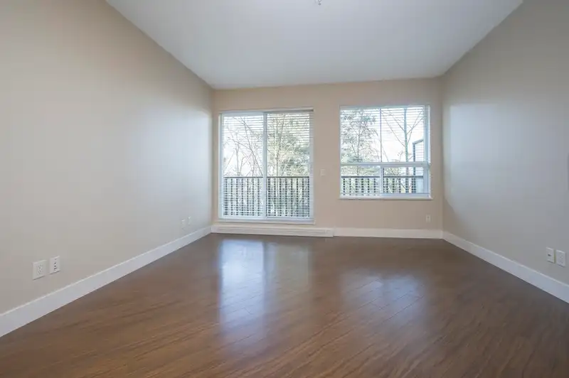 305 19830 56 AVENUE - photo 4 of 36