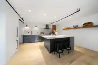 47 E CORDOVA STREET - thumbnail 9