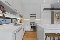 22 1350 CLOUDBURST DRIVE - thumbnail 2