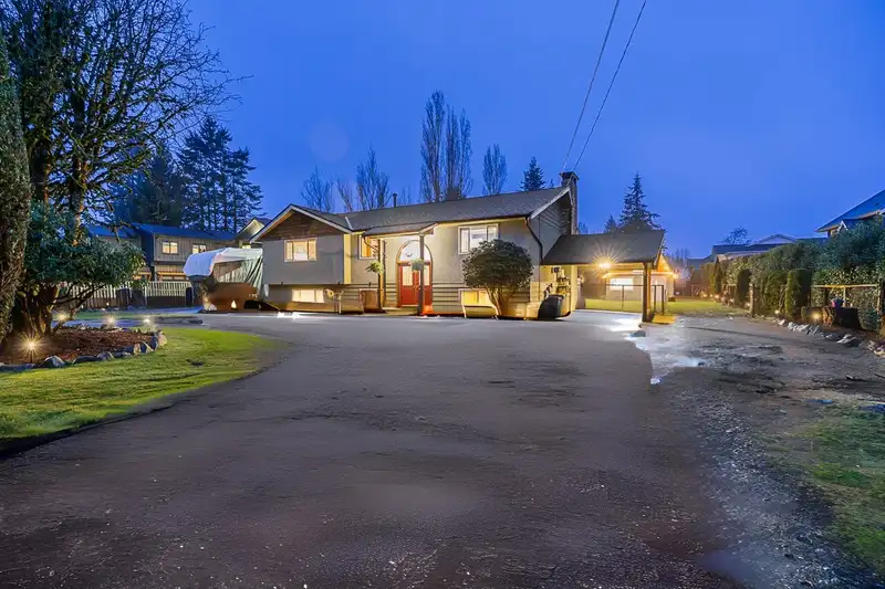 24457 56 AVENUE - photo 1 of 40