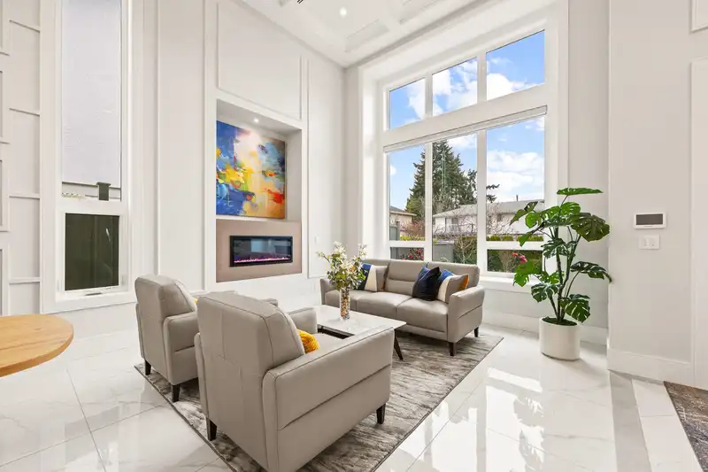 6699 AZURE ROAD - photo 4 of 33