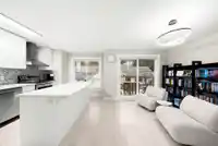 10 2351 PARKWAY BOULEVARD - thumbnail 2