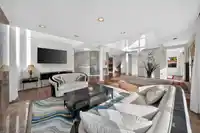 5483 COLUMBIA STREET - thumbnail 9