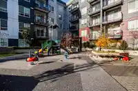 618 8117 200A STREET - thumbnail 32