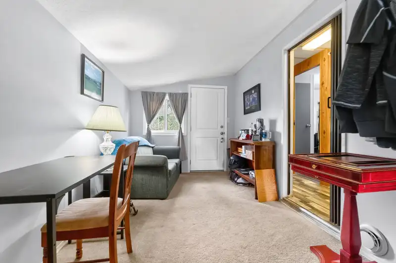 177 27111 0 AVENUE - photo 3 of 33
