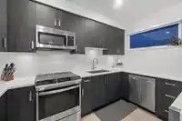 1847 ADANAC STREET - thumbnail 14