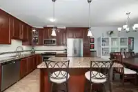 324 8067 207 STREET - thumbnail 11