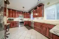 8015 11TH AVENUE - thumbnail 17