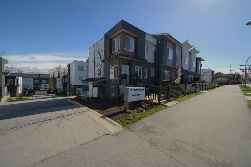 31 9652 162A STREET - photo 1 of 32