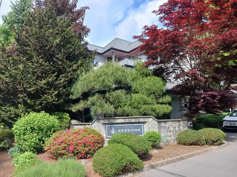 224 2700 MCCALLUM ROAD - photo 1 of 18