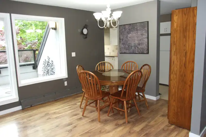 224 2700 MCCALLUM ROAD - photo 4 of 18