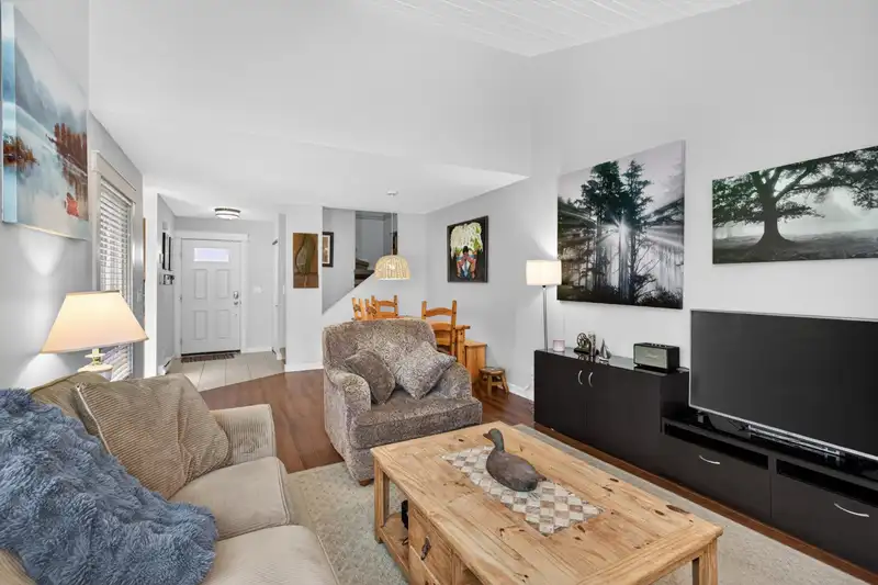 6109 W GREENSIDE DRIVE - photo 4 of 32