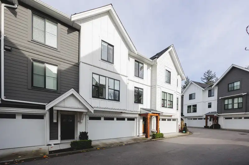 9 8450 204 STREET - photo 1 of 36