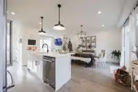 9 8450 204 STREET - thumbnail 11