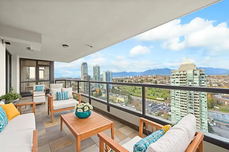 2903 2088 MADISON AVENUE - photo 1 of 35