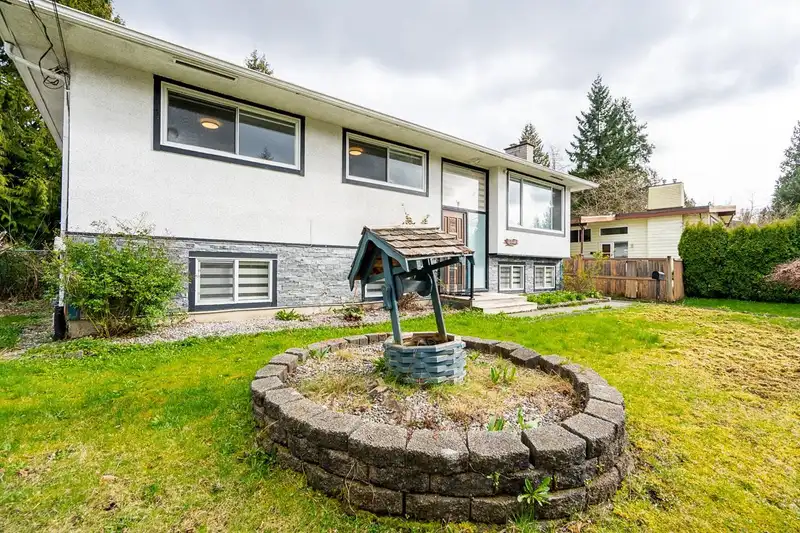 11310 LOUGHREN DRIVE - photo 3 of 36