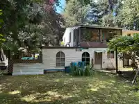 7048 140A STREET - thumbnail 25