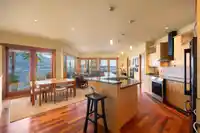 673 CLIFF ROAD - thumbnail 19