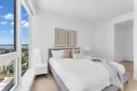1106 1500 MARTIN STREET - thumbnail 18