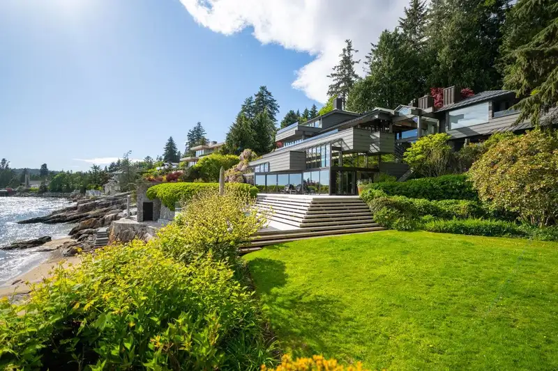 4036 MARINE DRIVE - photo 2 of 40