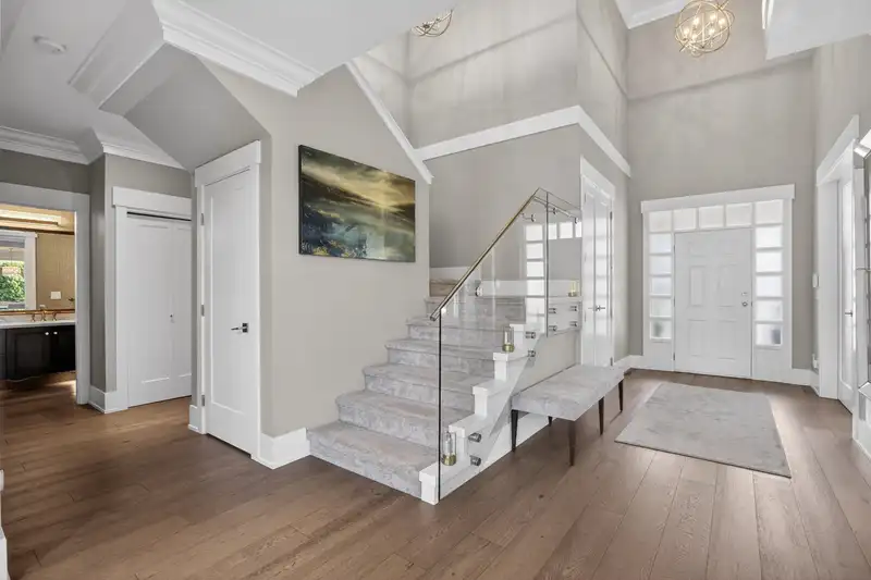 15507 37A AVENUE - photo 3 of 40