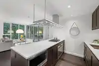 307 3355 BINNING ROAD - thumbnail 9