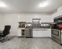 227 1215 LANSDOWNE DRIVE - thumbnail 5