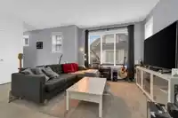 63 8217 204B STREET - thumbnail 10