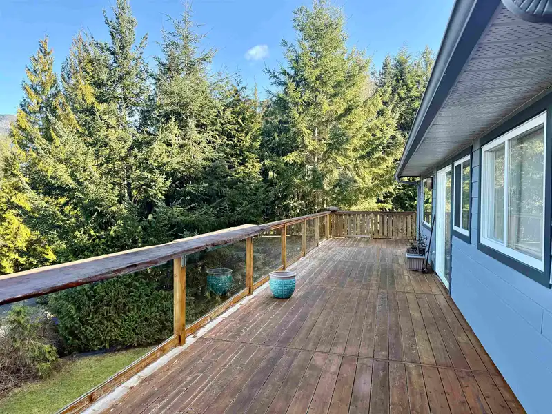 5808 SKOOKUMCHUK ROAD - photo 4 of 32