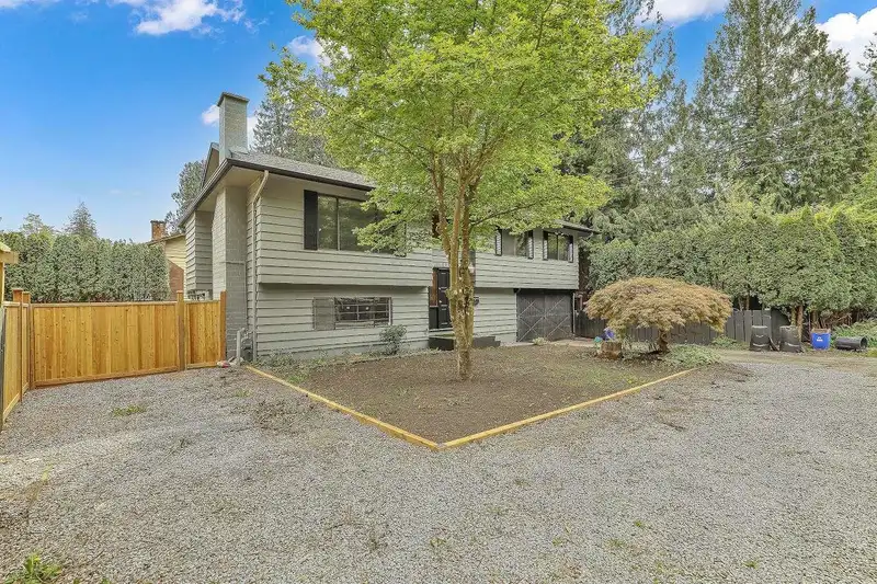 19984 44 AVENUE - photo 1 of 24