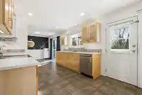 33394 HEATHER AVENUE - thumbnail 2