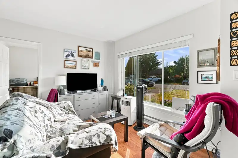 9458 MENZIES STREET - photo 4 of 30