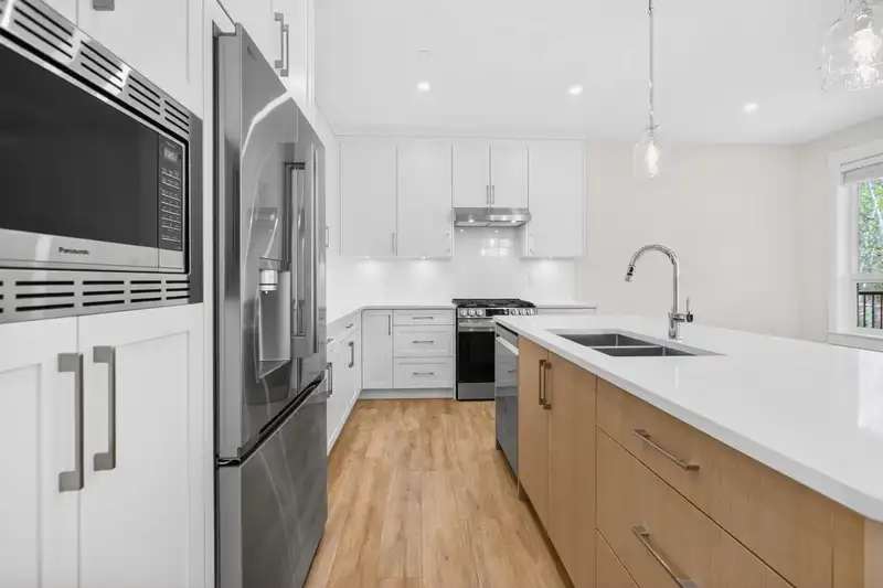 13618 231 STREET - photo 4 of 40