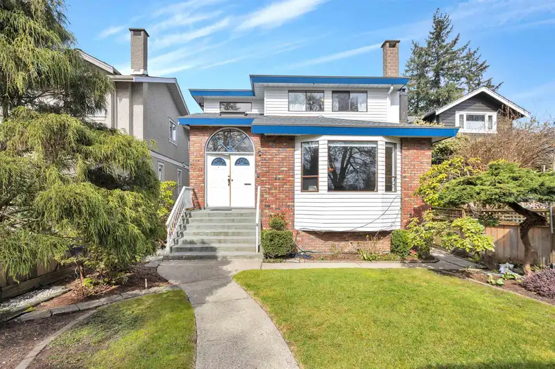 3281 W 30TH AVENUE - photo 1 of 33