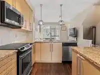 25 8250 209B STREET - thumbnail 9