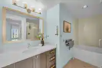 209 1311 BEACH AVENUE - thumbnail 17